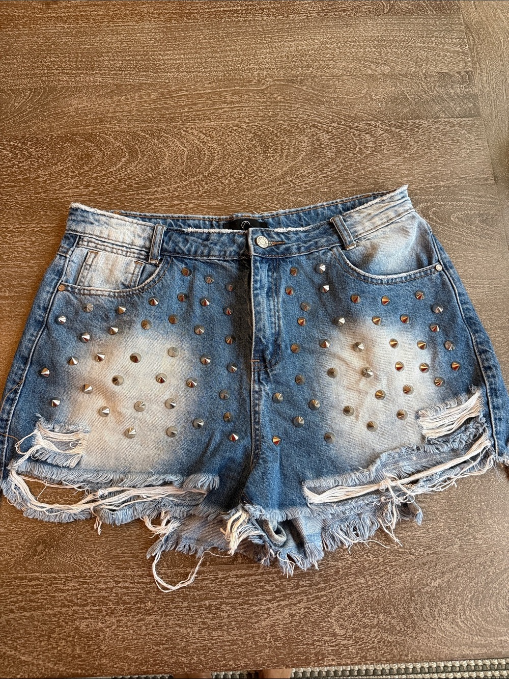 Missguided Blue Studded Frayed Hem Denim Shorts